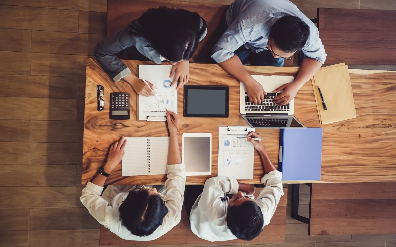 Lãnh đạo và điều phối đội ngũ Marketing