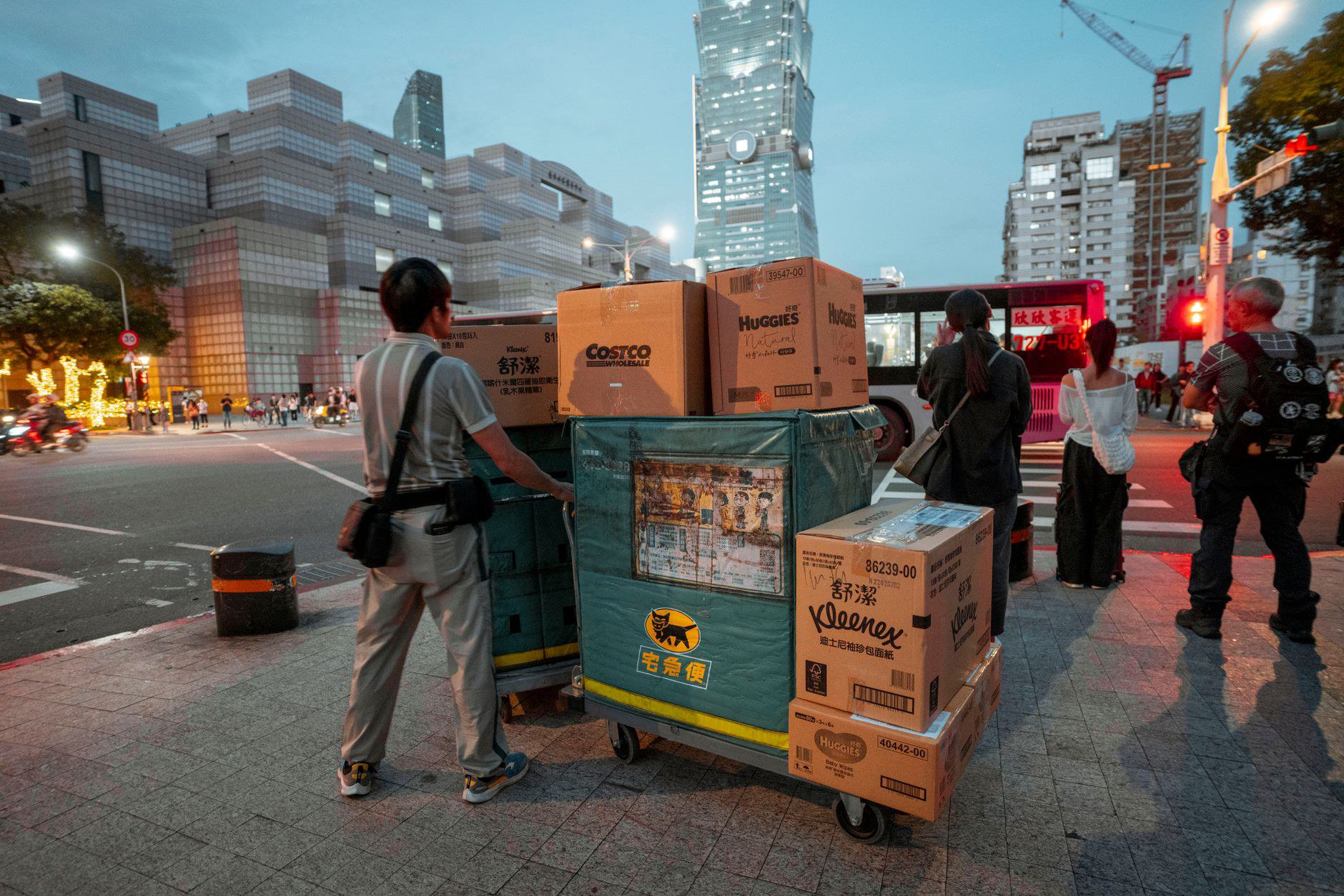 Ship Hộ Hàng 2Taobao: Sắm Đồ Công Nghệ Cho Ha Giang Loop Ship Hộ Hàng 2Taobao: Sắm Đồ Công Nghệ Cho Ha Giang Loop